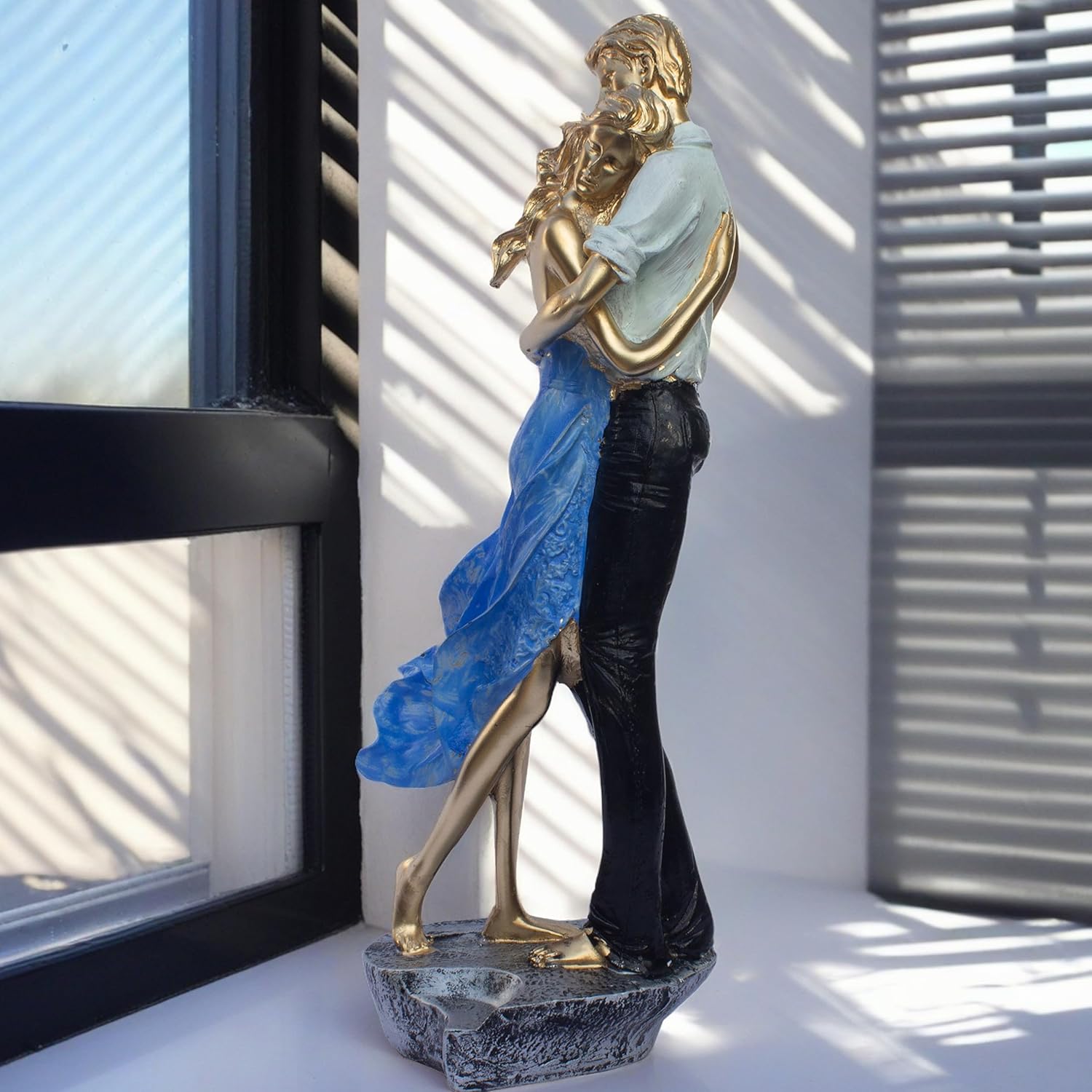 Romantic Embrace Couple Figurine - Hand-Painted Love and Affection Statue Showpiece for Home Decor (Love is Blue) — photo — 6 of 8