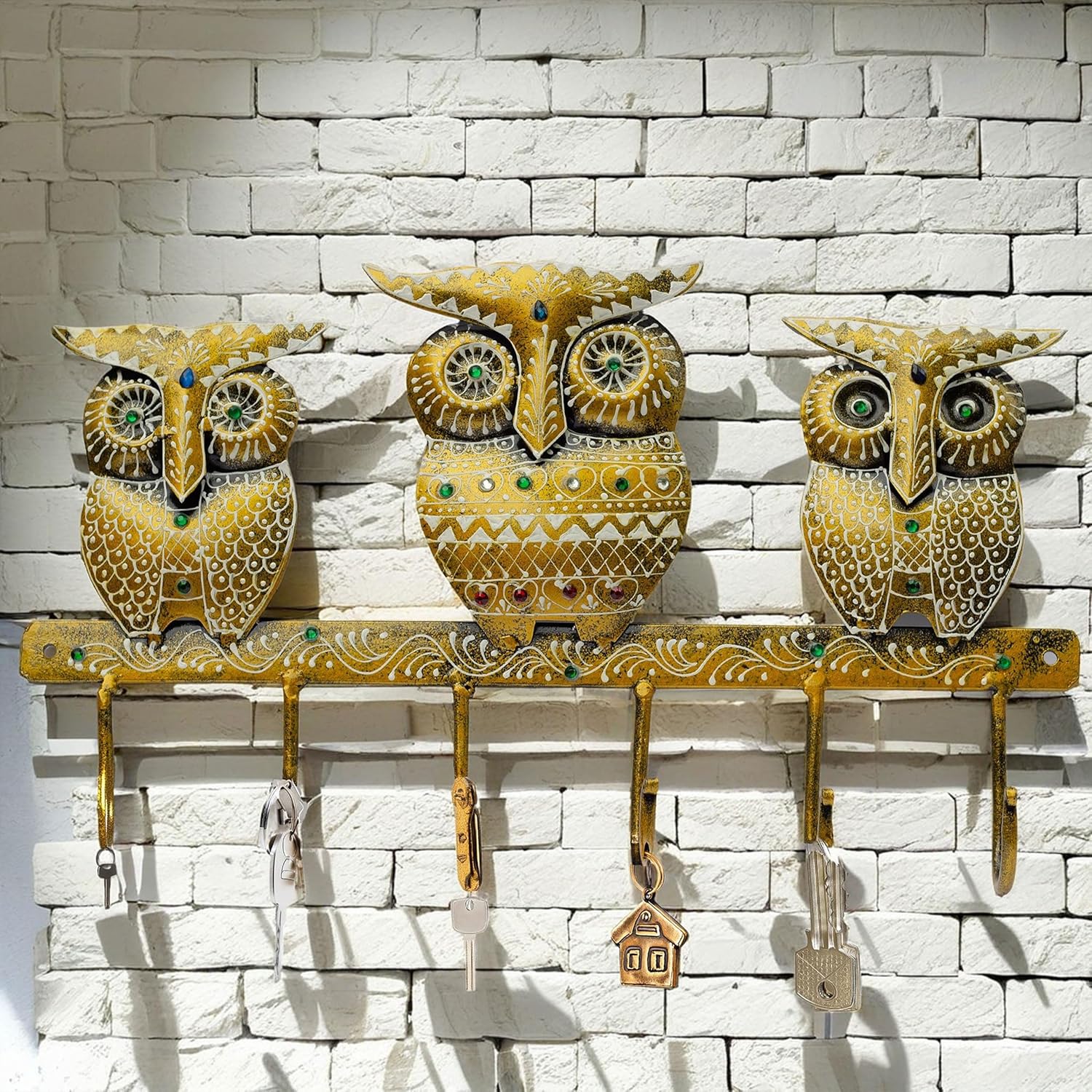 Owl-Themed 6 Key Chain Holder - Heavy Metal Wall-Mounted Key Organizer - Home & Outdoor Décor Key Rack Large Sturdy Key Slots - Easy to Hang, Perfect for Entrance Doorway, Living Room (Owl) — photo — 4 of 8