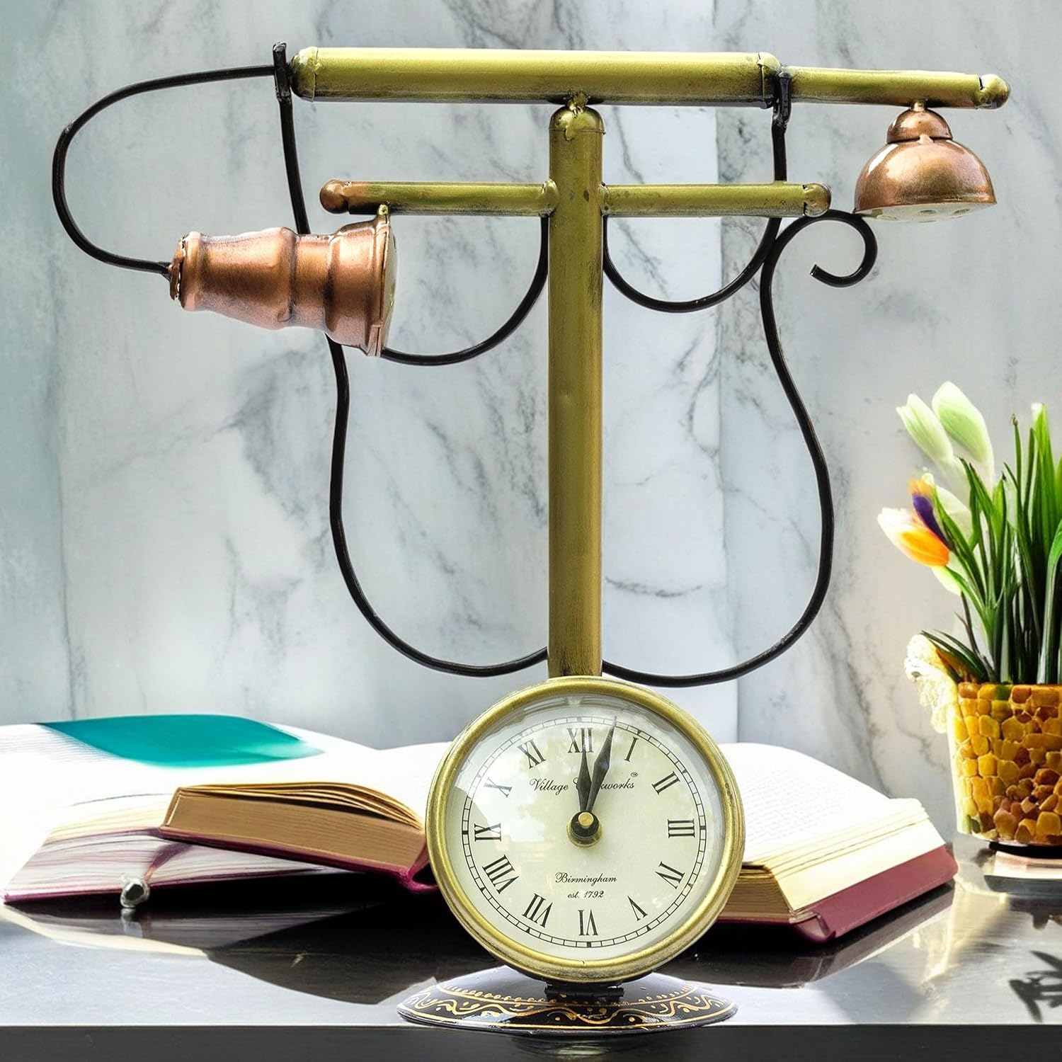 Iron Vintage Retro Tabletop Analog Clock Showpiece Classic Living Room, Home and Office Decor, for Special Occasions (Telephone), 35.5 Centimeters, 11 CM, Gold — photo — 7 of 9