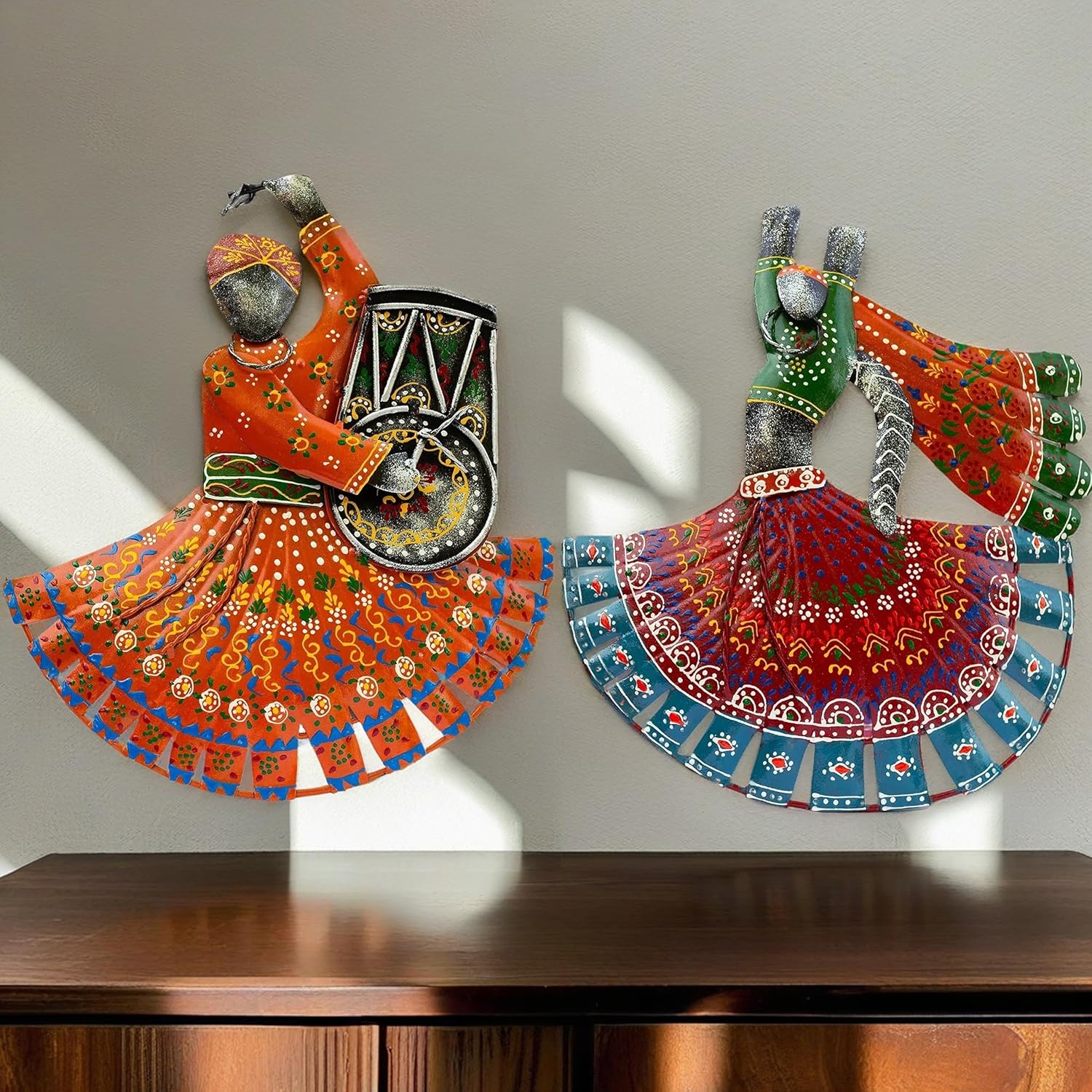 Handcrafted Ghoomar Dancer Wall Decor Metal Showpieces – Traditional Handpainted Art for Living Room, Bedroom, Office – for Housewarming, Festivals, Weddings – 12x14 inch (Lehariya Dancers) — photo — 7 of 9