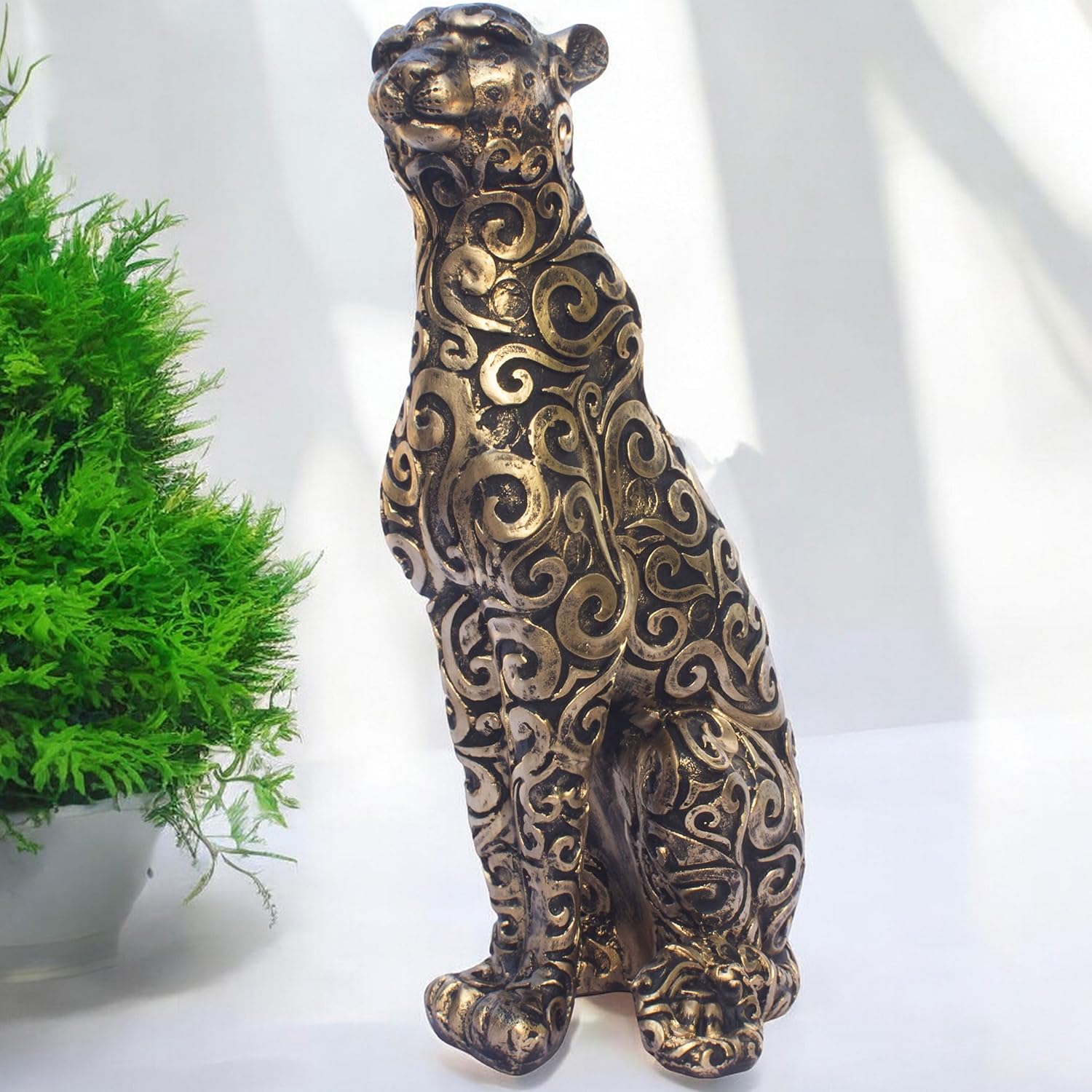 Luxury Leopard Sculpture in Black Resin with Gold Accents | Decorative Animal Statue for Home & Office | Symbolic Wildlife Decor - Strength, Power & Self-Reliance (Sitting Leopard) — photo — 2 of 7