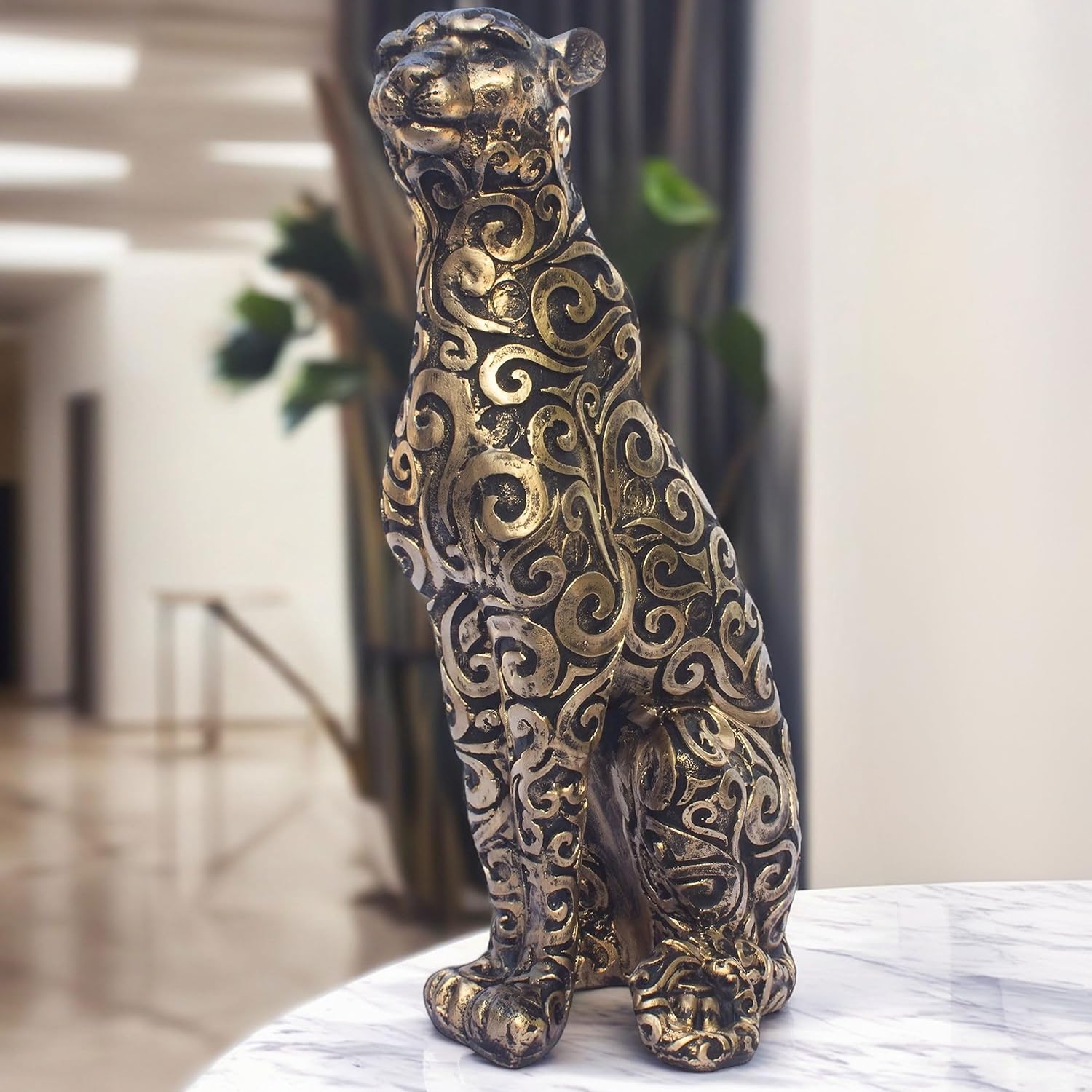 Luxury Leopard Sculpture in Black Resin with Gold Accents | Decorative Animal Statue for Home & Office | Symbolic Wildlife Decor - Strength, Power & Self-Reliance (Sitting Leopard)