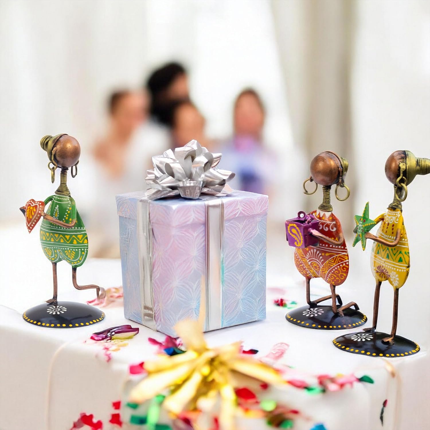 3-Piece Love Figurine Set – Metal Handmade Romantic Gift for Valentine's, Anniversaries, Birthdays & Special Occasions — photo — 8 of 8
