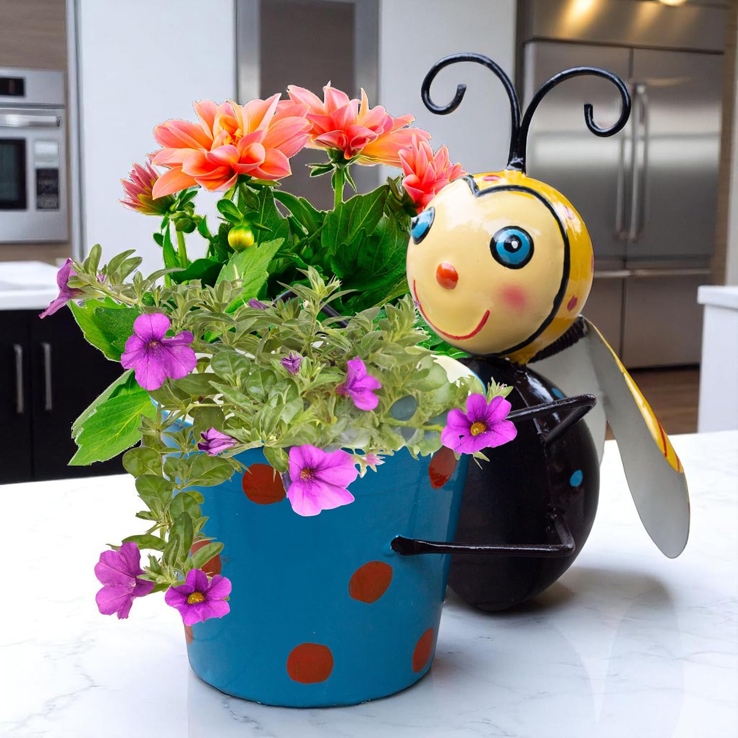 Cheerful Bee Metal Plant Pot – Cute Decorative Planter for Succulents, Bonsai, Flowers – Indoor Outdoor Garden Decor for Table, Home Decor, Office, Balcony — photo — 8 of 9