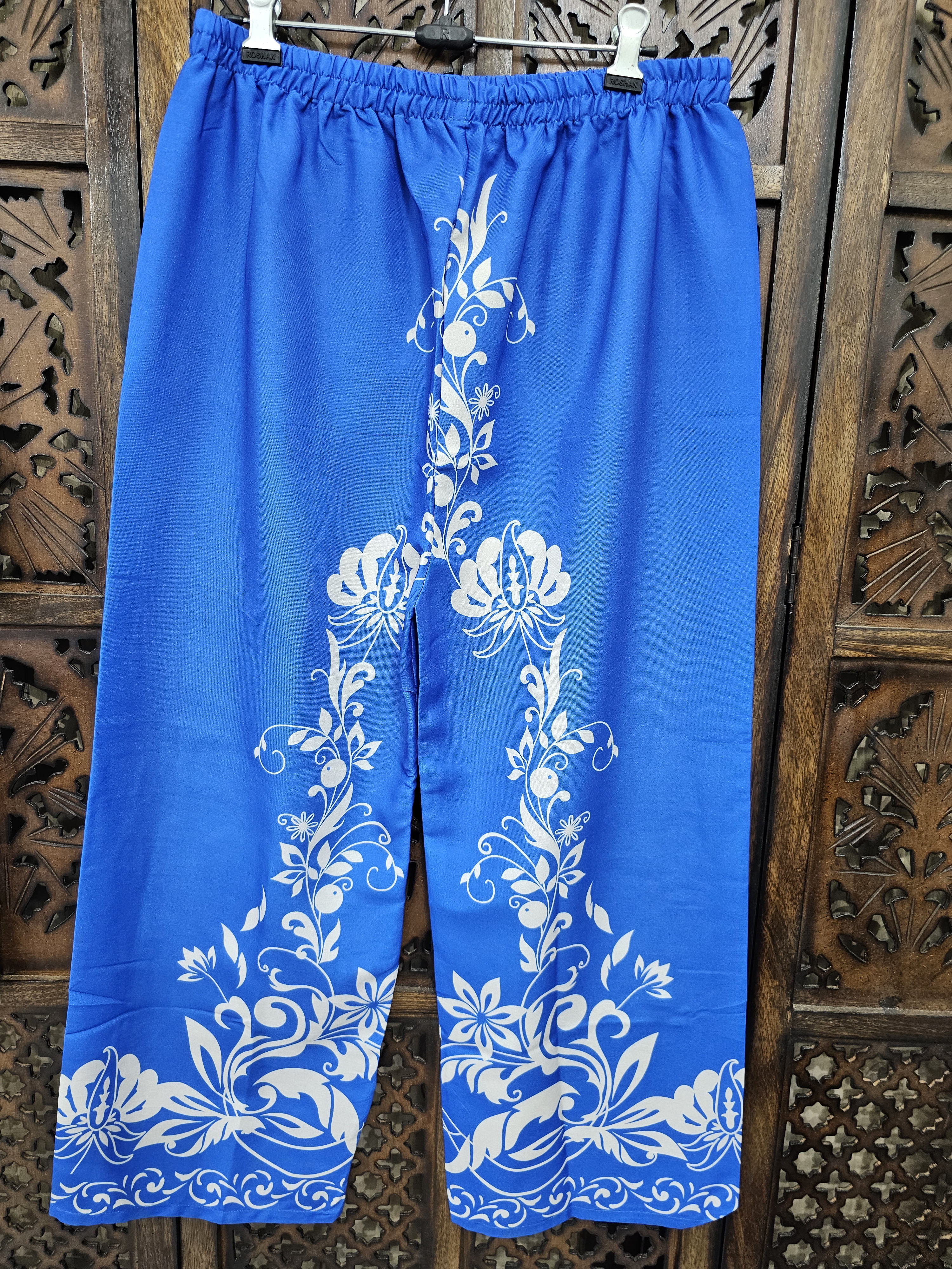 Blue White Rayon Straight Baroque Print Kurta Pant Co-Ord Set view 4