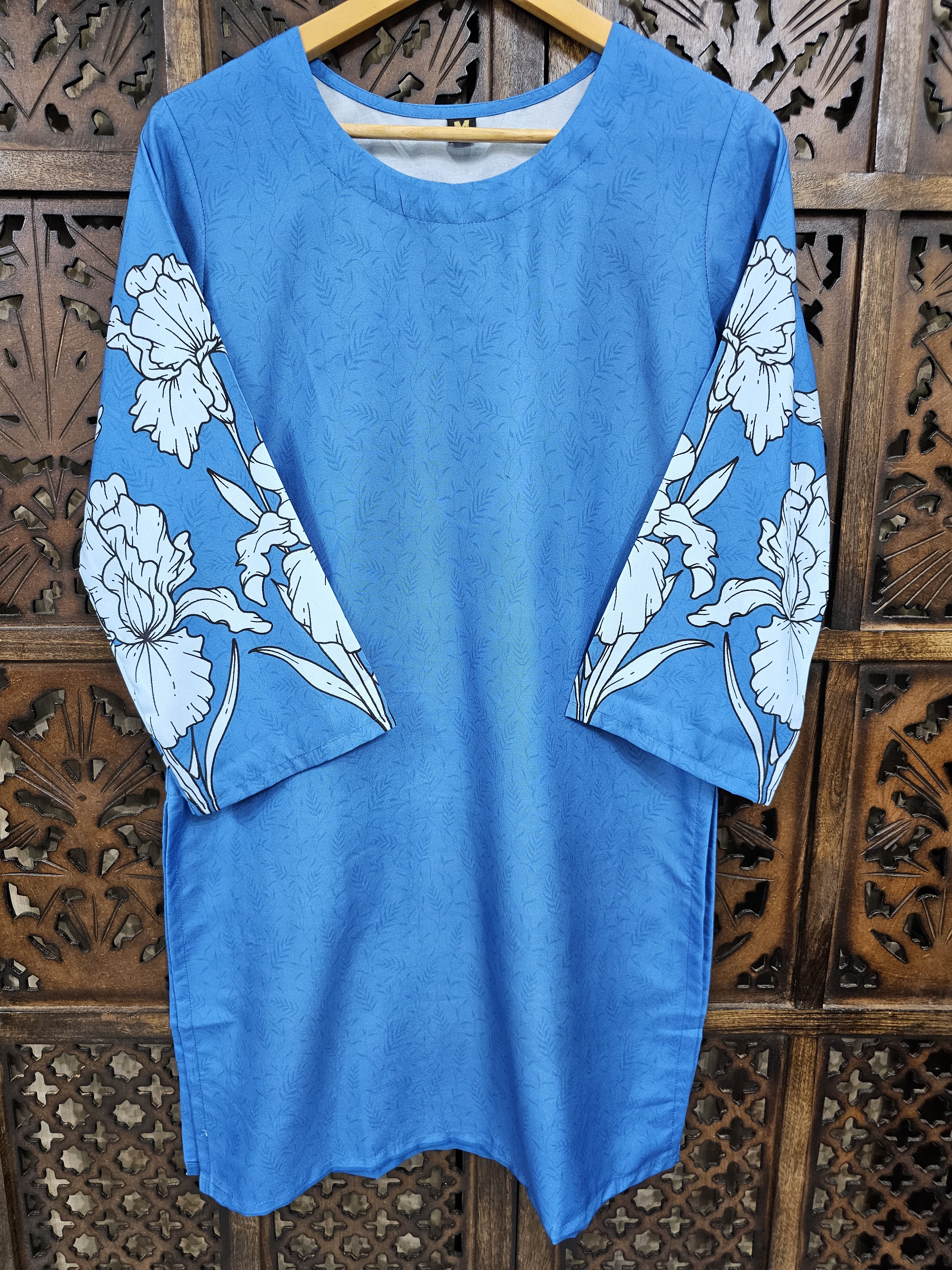 Blue Rayon Straight Floral Print Kurta Pant Co-Ord Set alternate
