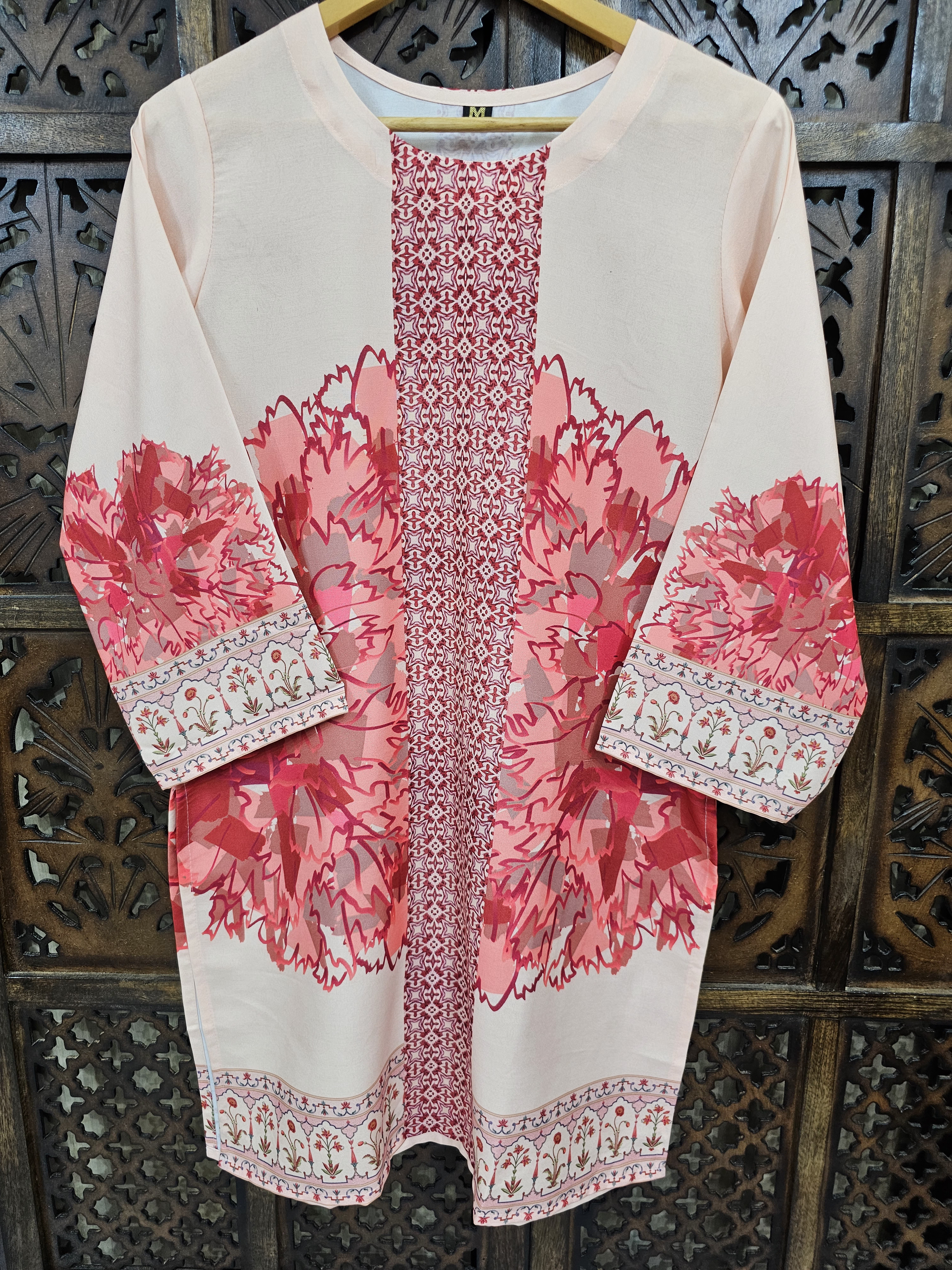 Off White Pink Rayon Straight Kurta Pant Co-Ord Set alternate