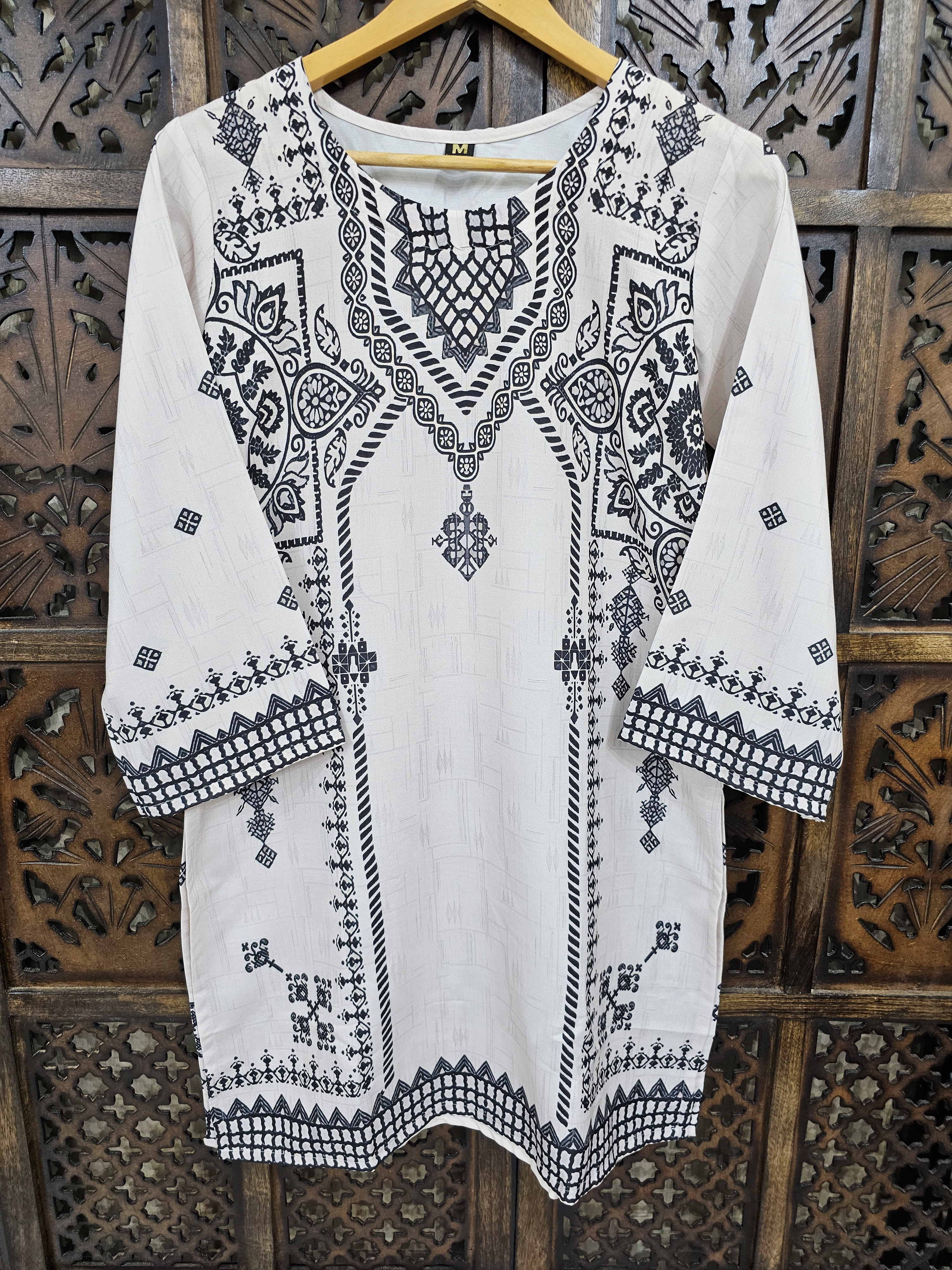 White Black Rayon Straight Geometric Print Co-Ord Set view 3