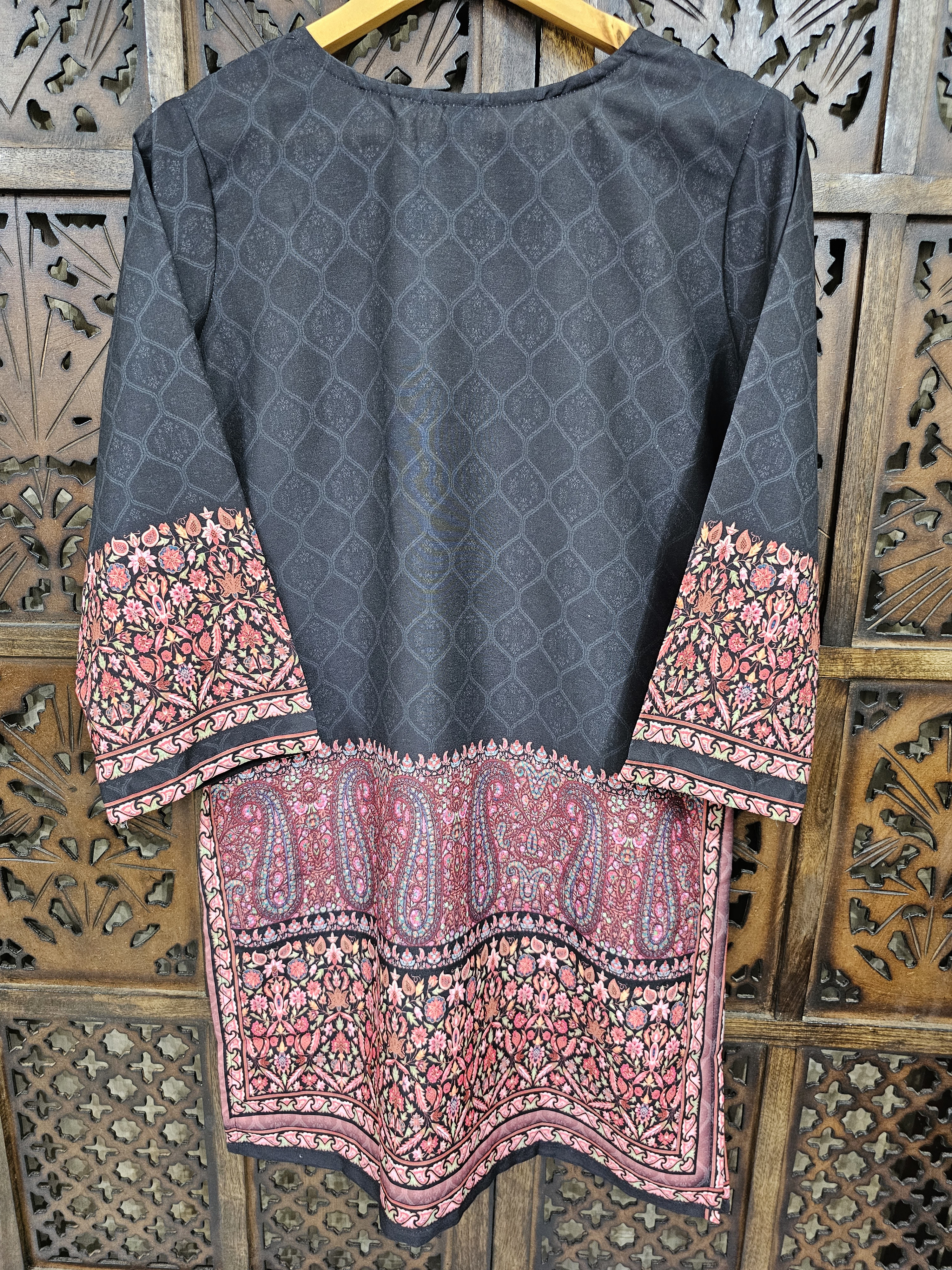 Charcoal Grey Rayon Straight Paisley Print Kurta Palazzo Co-Ord Set view 3