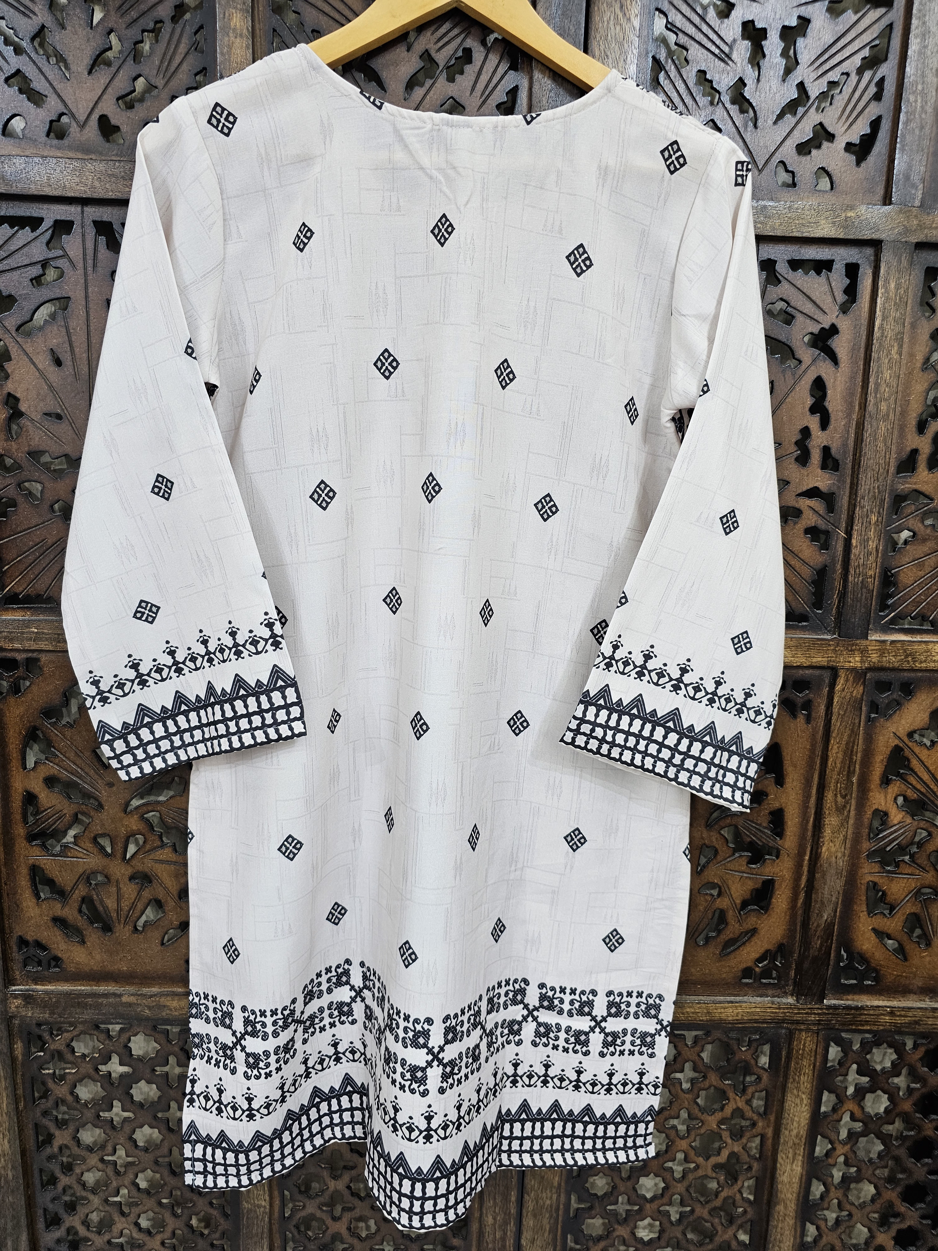 White Black Rayon Straight Geometric Print Co-Ord Set view 2