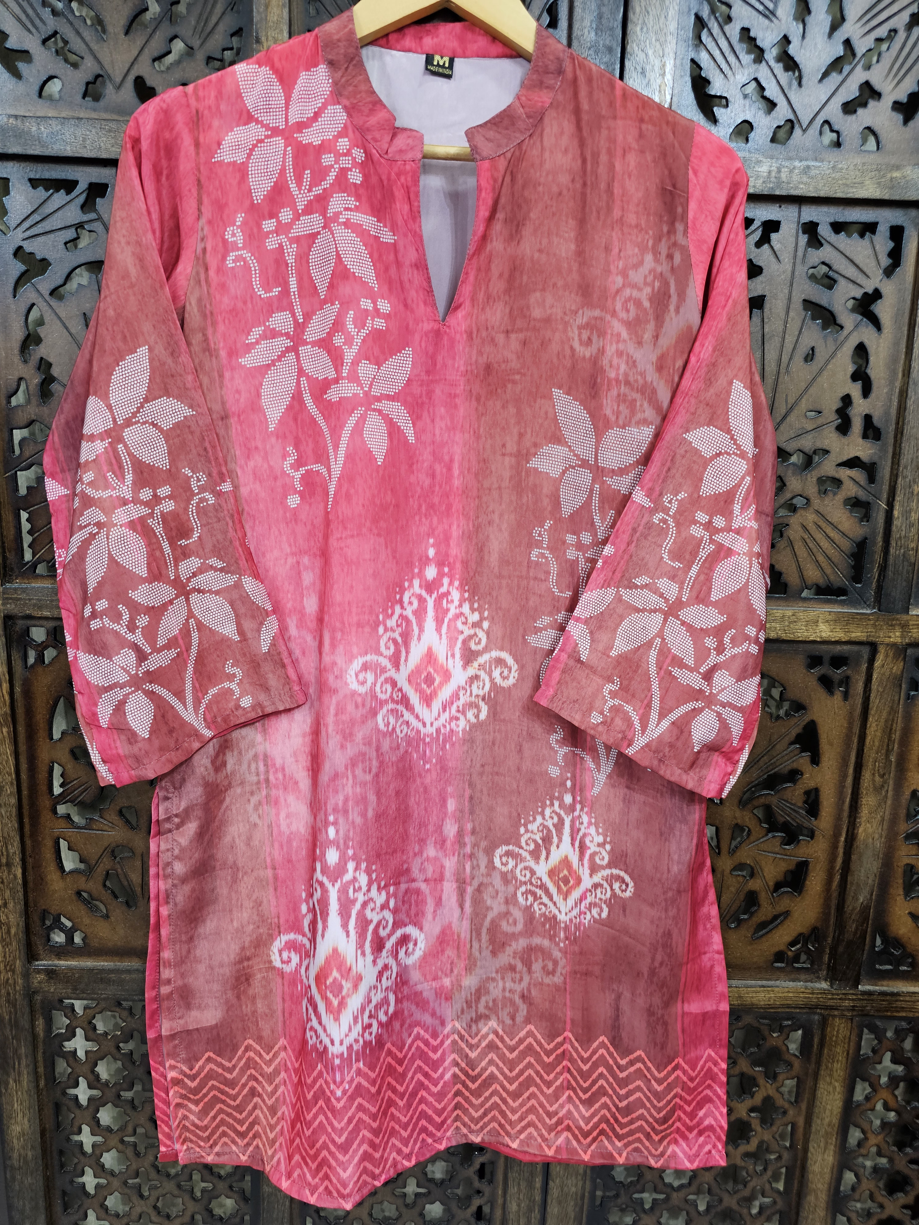 Pink Crepe Straight Floral Print Kurta Palazzo Co-Ord Set alternate