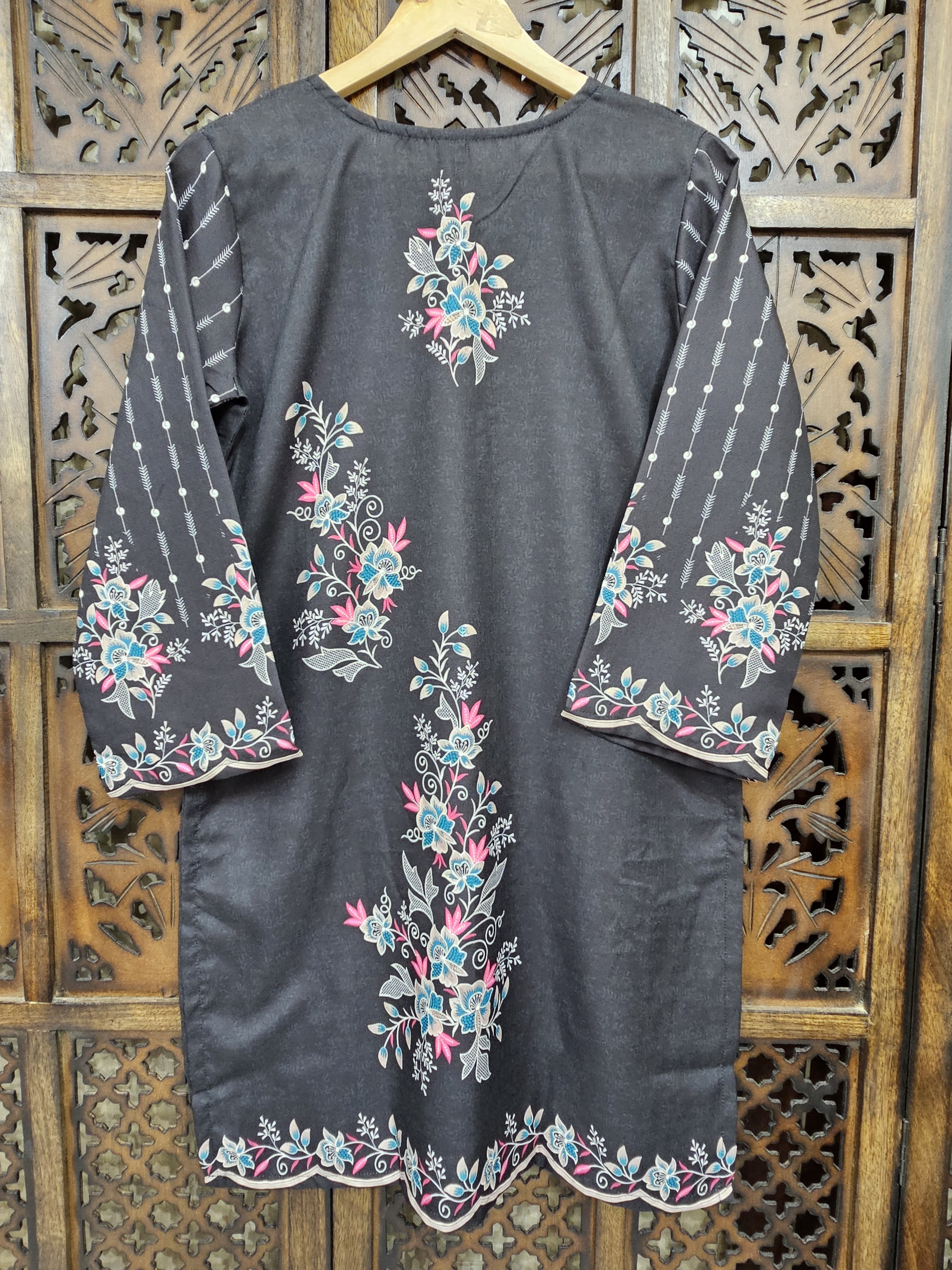 Black White Turkish Slub Cotton Straight Kurta Pant Co-Ord Set view 3