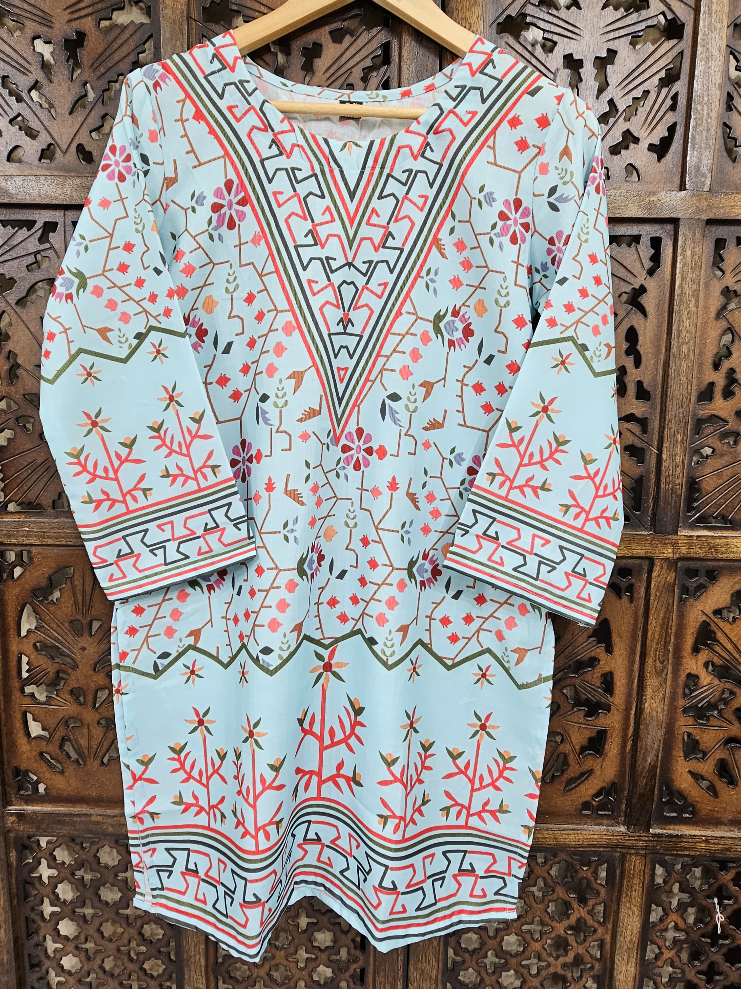 Blue Turkish Slub Cotton Straight Geometric Floral Kurta Pant Co-Ord Set view 3
