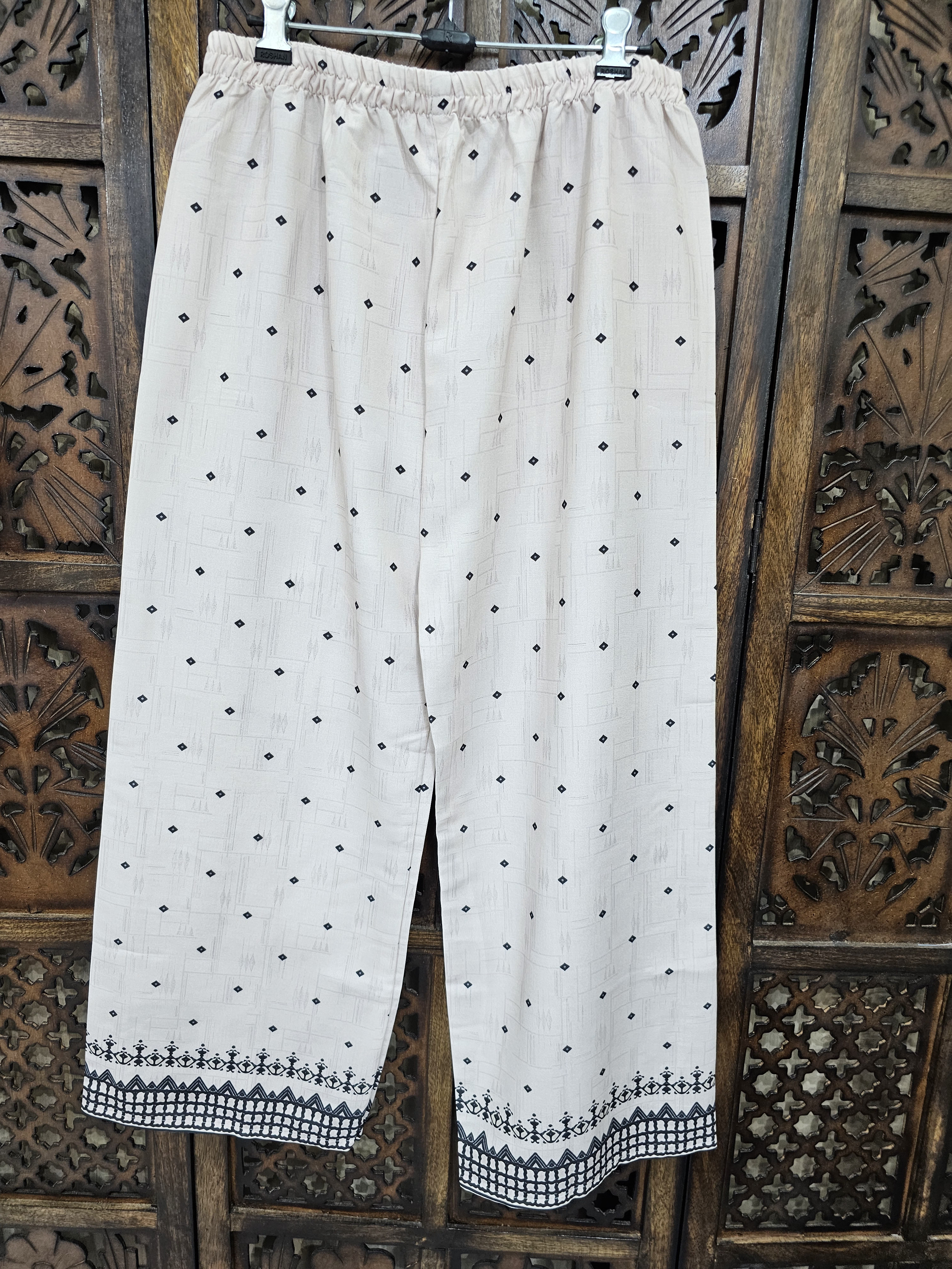 White Black Rayon Straight Geometric Print Co-Ord Set view 4