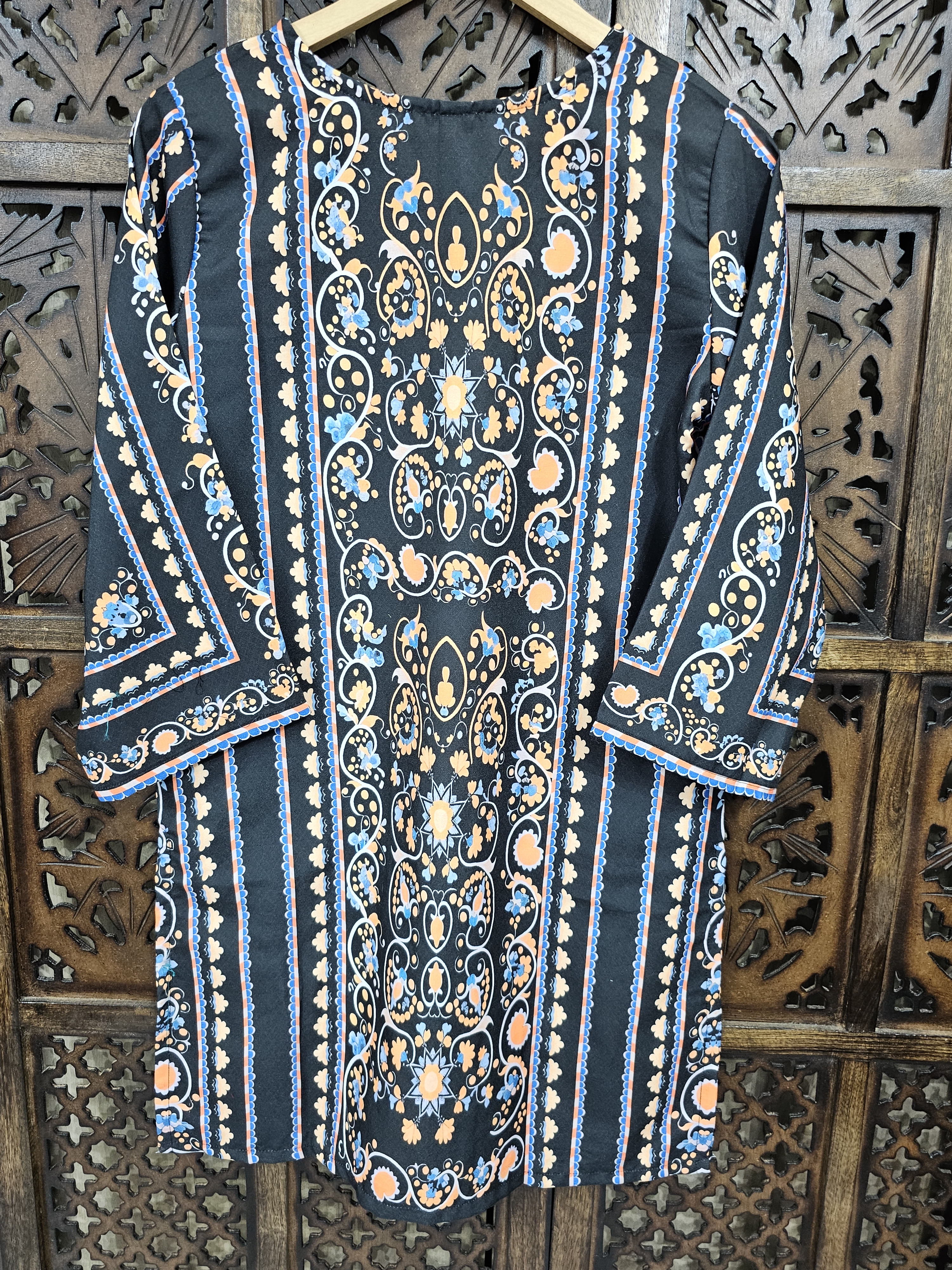 Black Rayon Straight Ethnic Print Kurta Palazzo Co-Ord Set view 3