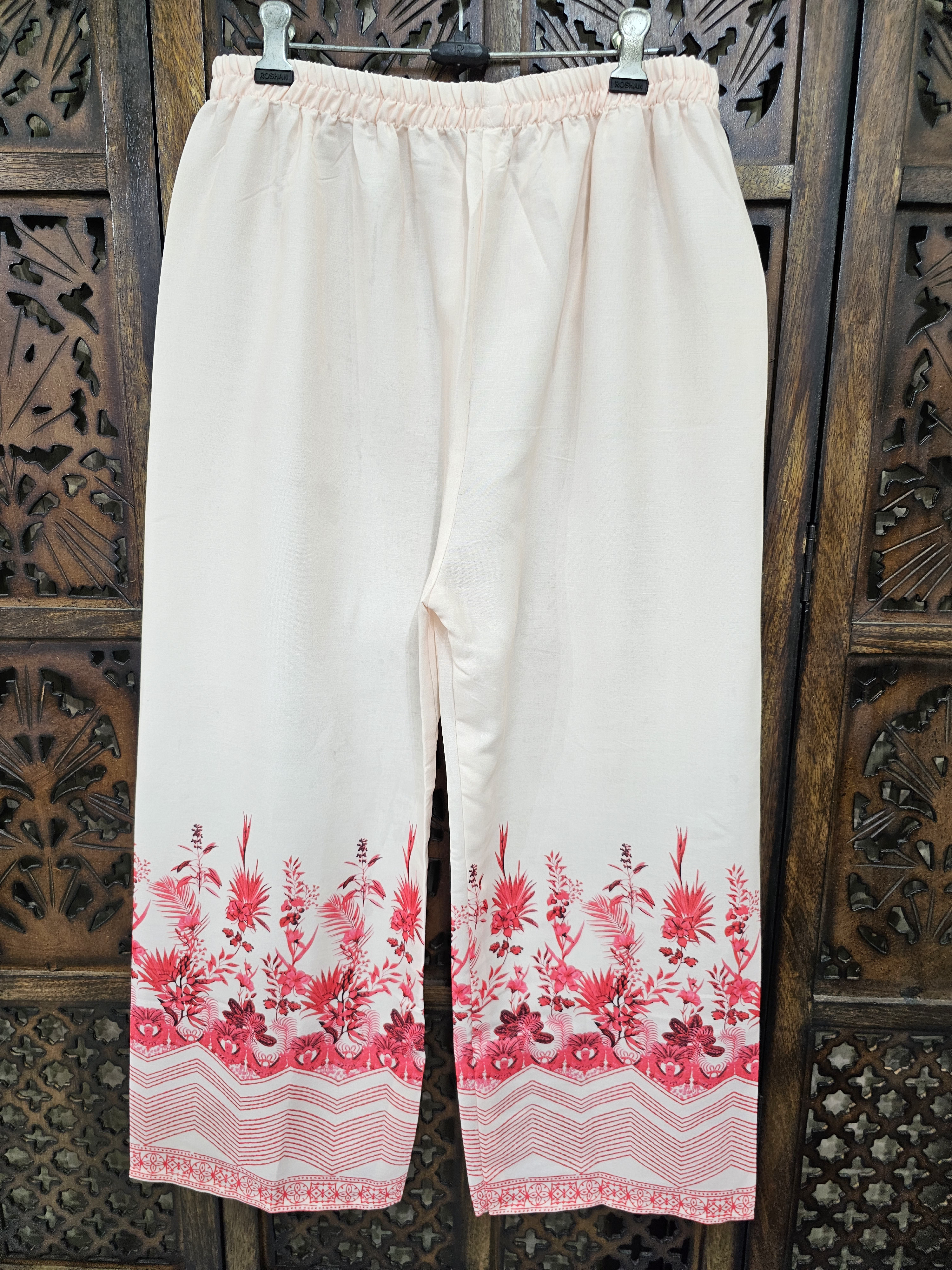 White Pink Rayon Straight Floral Print Kurta Pant Co-Ord Set view 4
