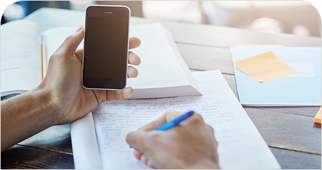 Career support - Benefit from personalised Career Services and an extensive alumni network.