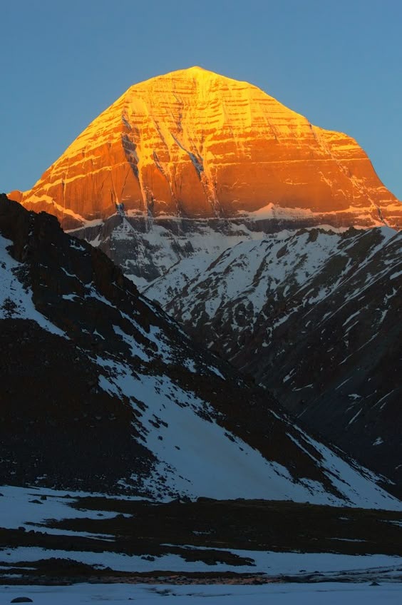 Track to the Feet of Shiva: Kailash Mansarovar Yatra by Helicopter