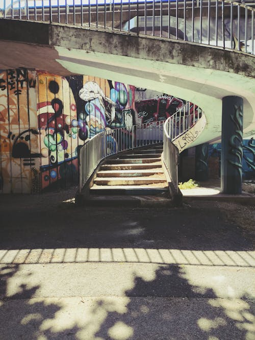 Building Strong Foundations: Why Precast Concrete is Transforming Milwaukee Construction