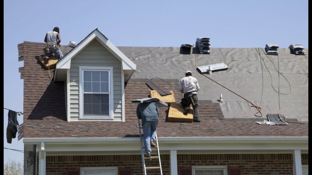 Why Hiring Professional Commercial Roofers in Miami Is the Smartest Investment for Your Property