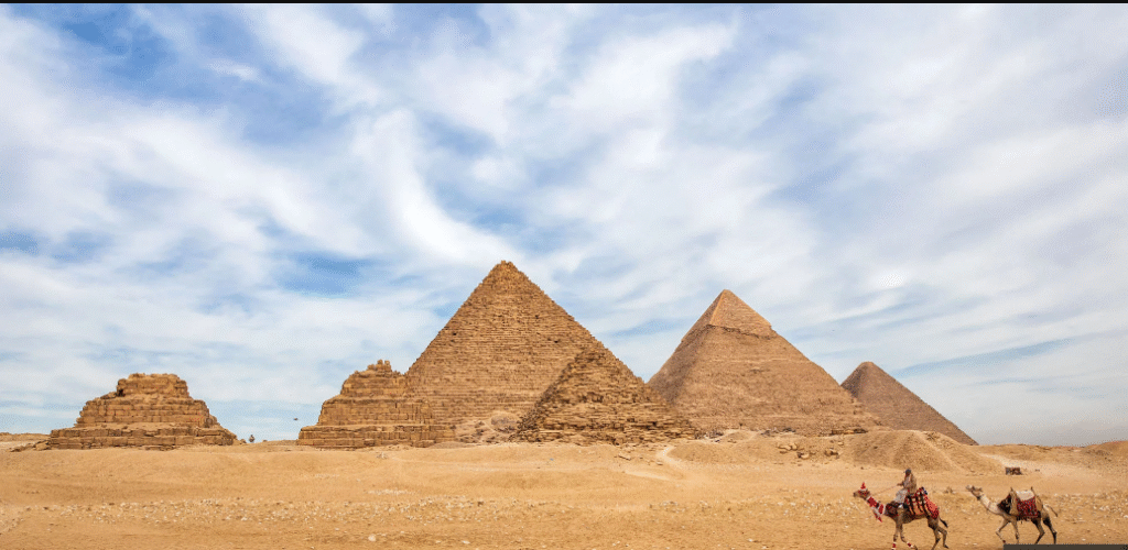Giza Pyramids Tour – Pyramidsdaytour