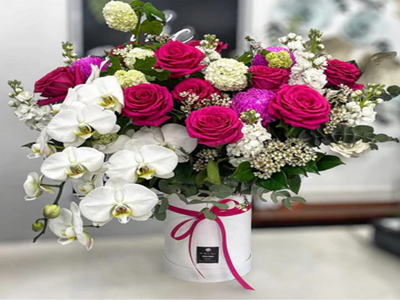 Florist Tips: Keeping Your Blooms Fresh for Longer