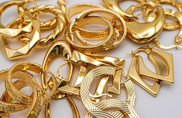 Factors Influencing the 1 Kg Gold Price in Dubai Today