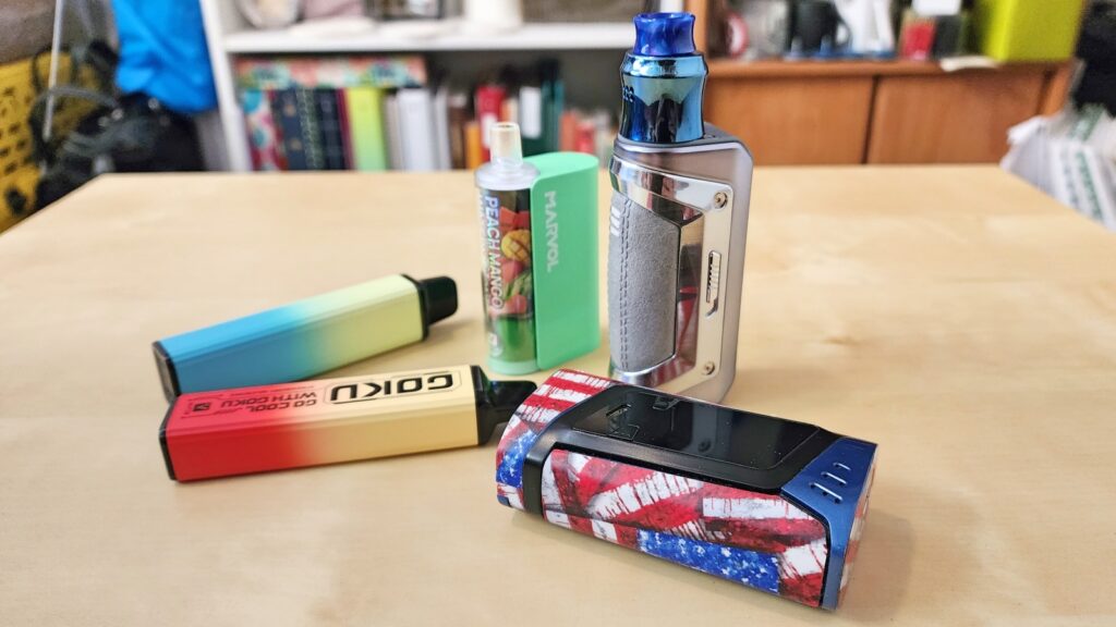 Discover the Ultimate Vaping Experience with Geek Bar, Posh Plus, and Lost Mary Vapes