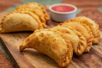 Discover the Best Empanadas in Houston: Empanadas El Dominicano and Empanadas Venezolanas