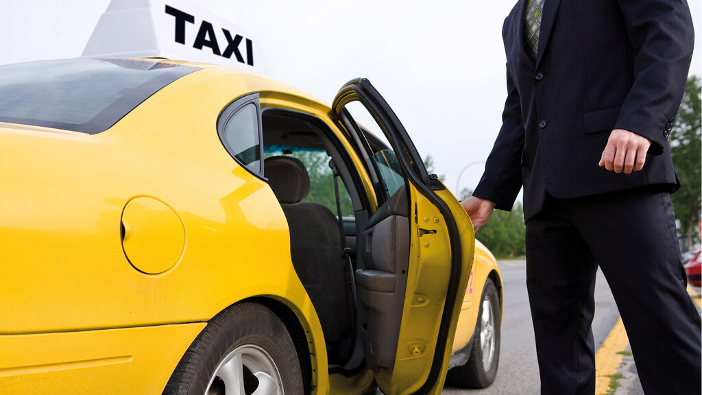 Reliable UK Taxi Services for Airports and Local Travel