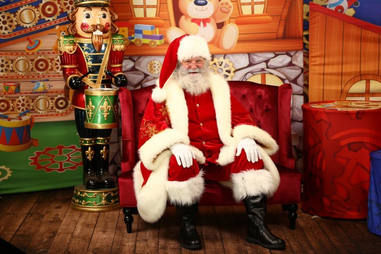 What Traditions Does Santa Inspire For Festive Events?