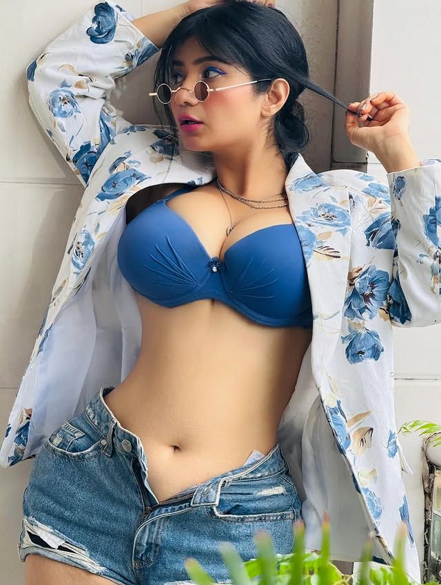 Delhi Call Girls ⥭ Hot Chicks ₹ 9999 ۶ৎ OUTCALLS in Hotels ۶ৎ COD