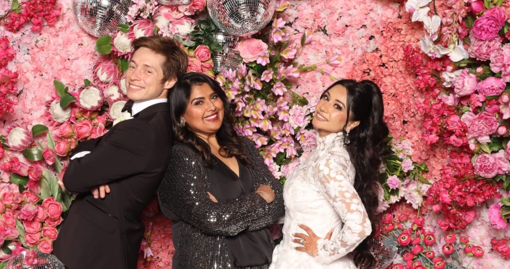 What Makes Booth Rental Stand Out at Large Gatherings?