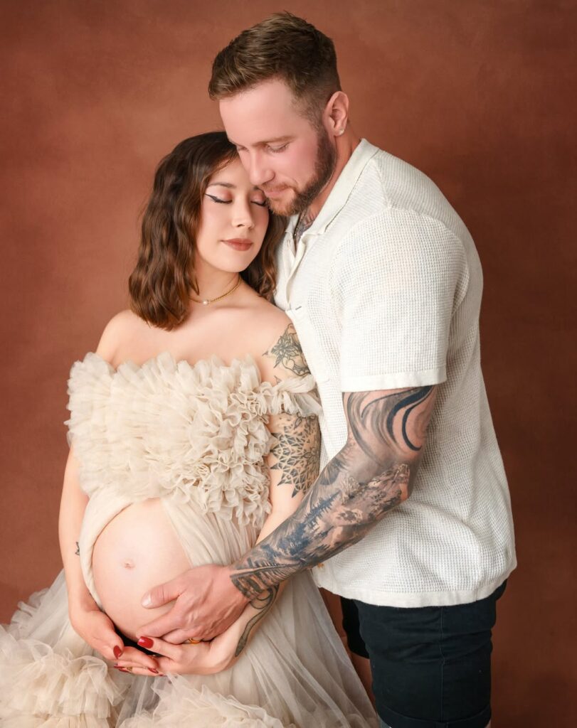 Professional Maternity Photographer Sydney – Capturing Beautiful Moments of Motherhood