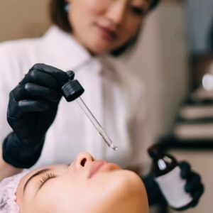 Exosomes Facial in Dubai: Revolutionary Skin Regeneration Therapy