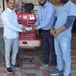 Old Iron, Honest Work: Living With an Old Tractor in the Real Fields