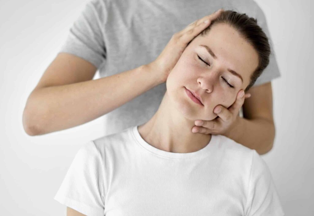 When Should You See a Physiotherapist for Neck Pain in Grande Prairie?
