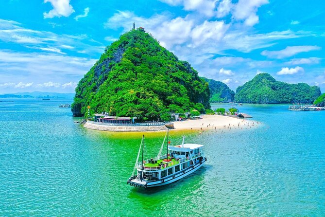 Explore Ha Long Bay in One Perfect Day