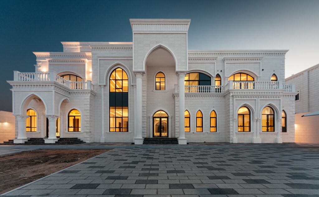 How to Choose the Right Contractor Among Abu Dhabi’s Largest Companies