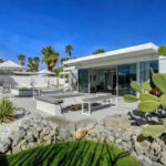 How a new home build contractor palm springs Builds Luxury Homes