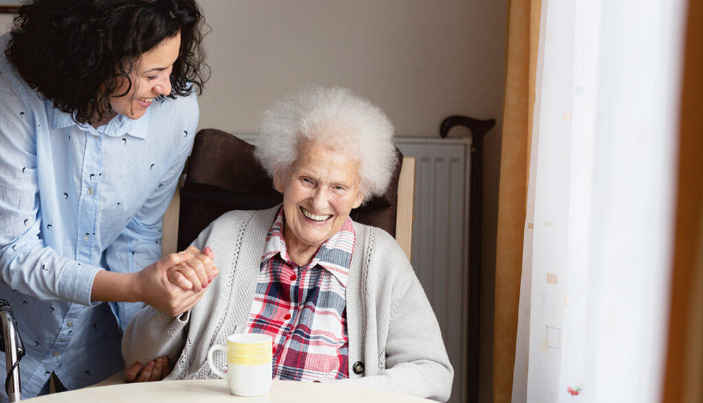 Home HealthCare for Seniors Who Prefer Staying at Home