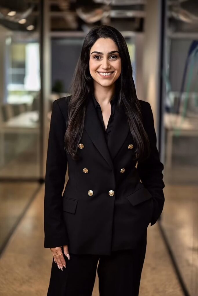 Professional Headshots Sydney That Make Profiles Look More Premium and More Persuasive