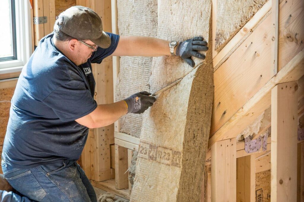Fiberglass Insulation: A Smart, Affordable Solution for Homes in Kent, WA