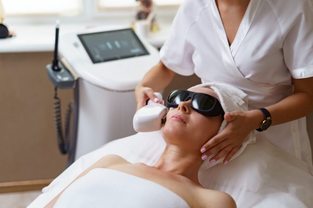 Advanced Laser Hair Removal Toronto for Long-Lasting Smooth Skin
