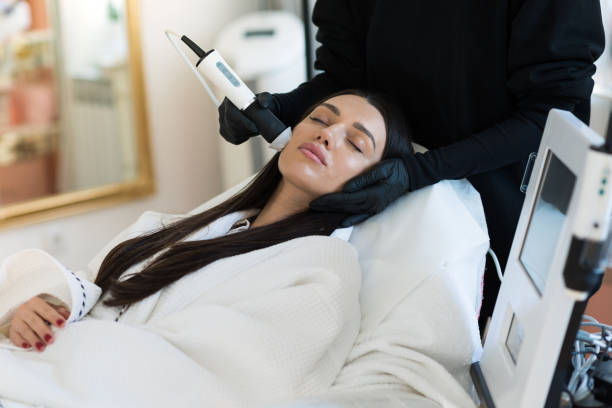 HydraFacial Treatment in Dubai Anti-Aging | Erase Wrinkles & Fine Lines