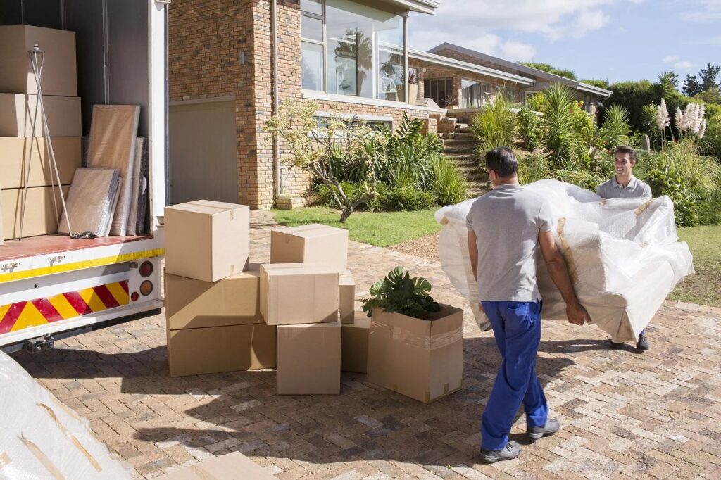 A Simple Guide to Clean Spaces with Trash Removal in San Diego