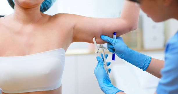 Fat Dissolving Needle in Dubai: Safe and Effective Body Contouring