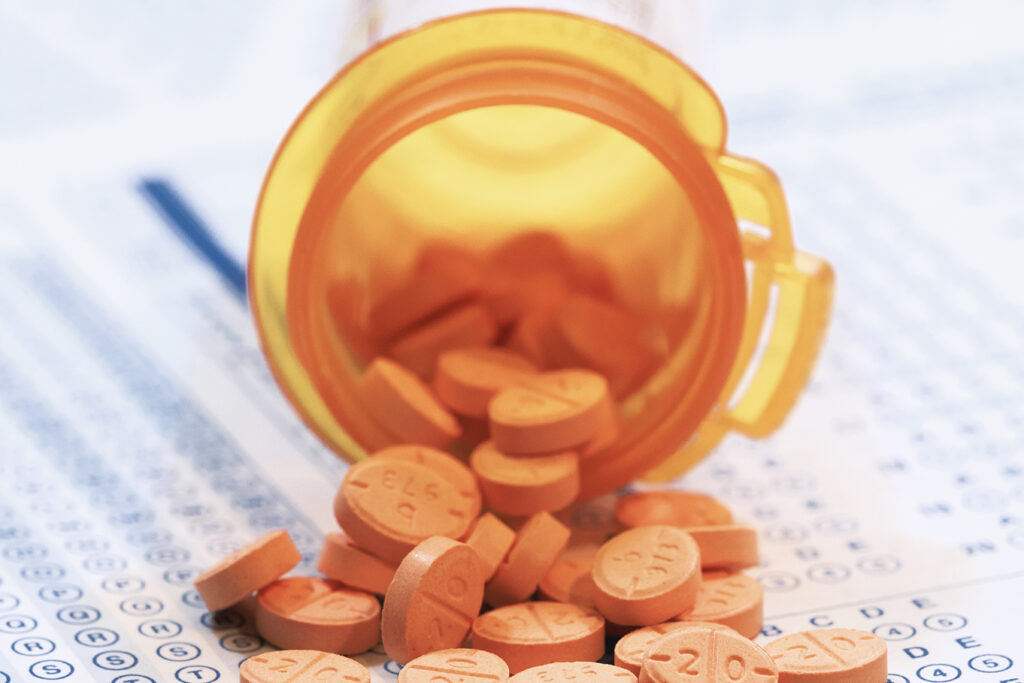 How Adderall 10mg Enhances Focus and Performance