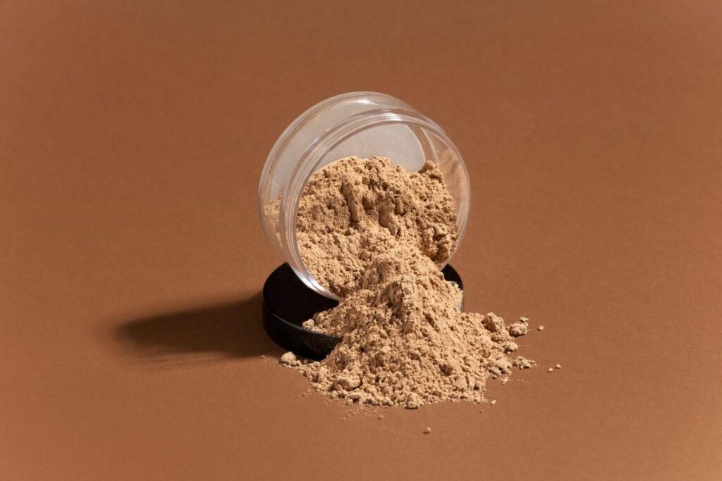 THCA vs THC: Understanding the Difference in Isolate Form