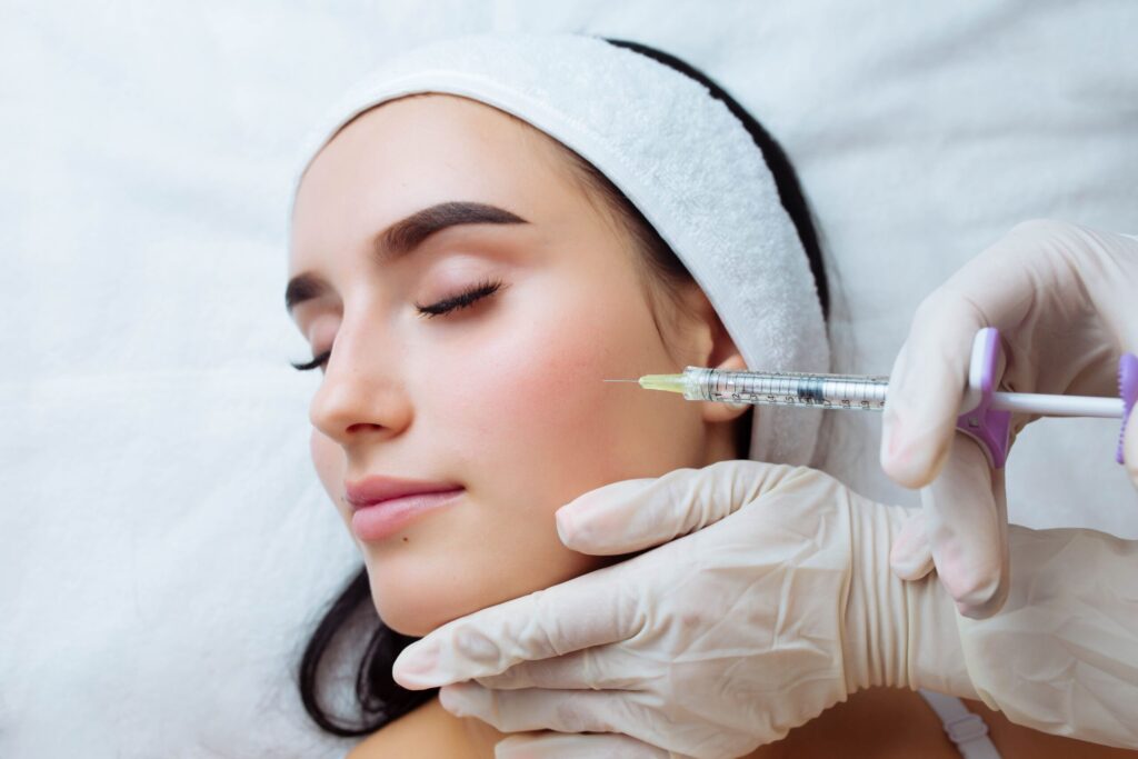 Dermal Fillers in Dubai: Restore Volume and Smooth Fine Lines